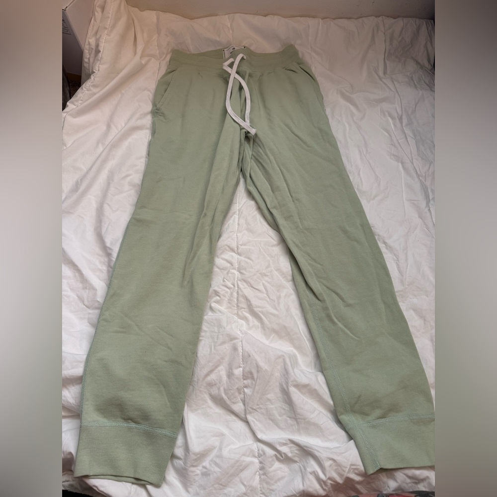 Reigning Champ Joggers